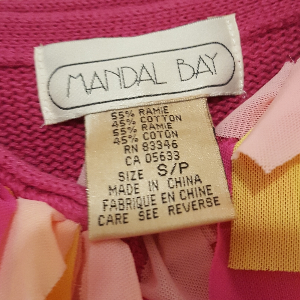 🤑Mandal Bay Size S Button-Down Sweater🤑 - Picture 7 of 8